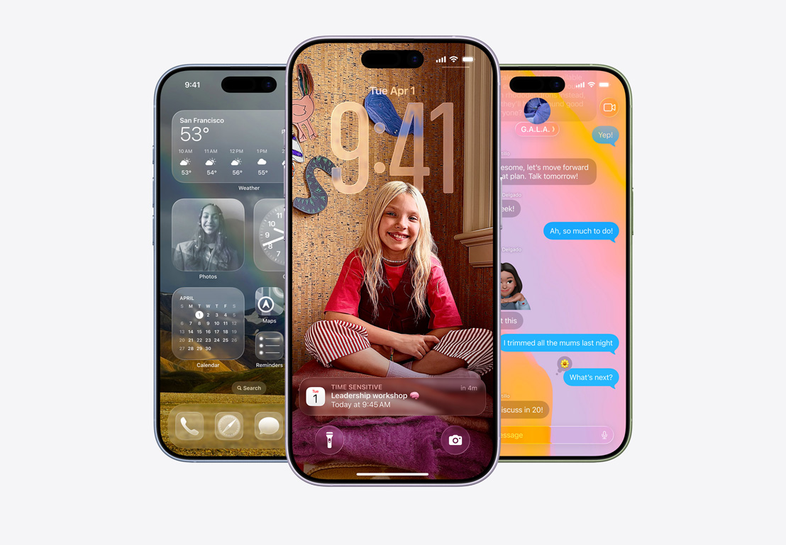 Urządzenia iPhone 17, widok z przodu, wykończenia: gołębi, lawenda, szałwia, funkcje iOS 26 - ekran główny z wyświetlanymi różnymi aplikacjami, wyskakujące powiadomienie z apki Kalendarz na spersonalizowanym ekranie blokady, ekran iPhone’a pokazujący apkę Wiadomości z dizajnem Liquid Glass